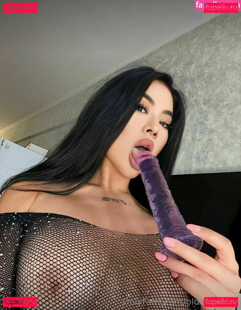 bloody_lady Onlyfans Photo Gallery 