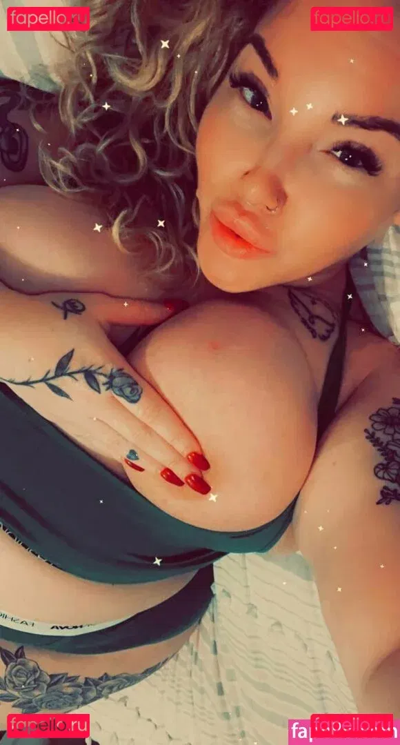 redxsiren Onlyfans Photo Gallery 