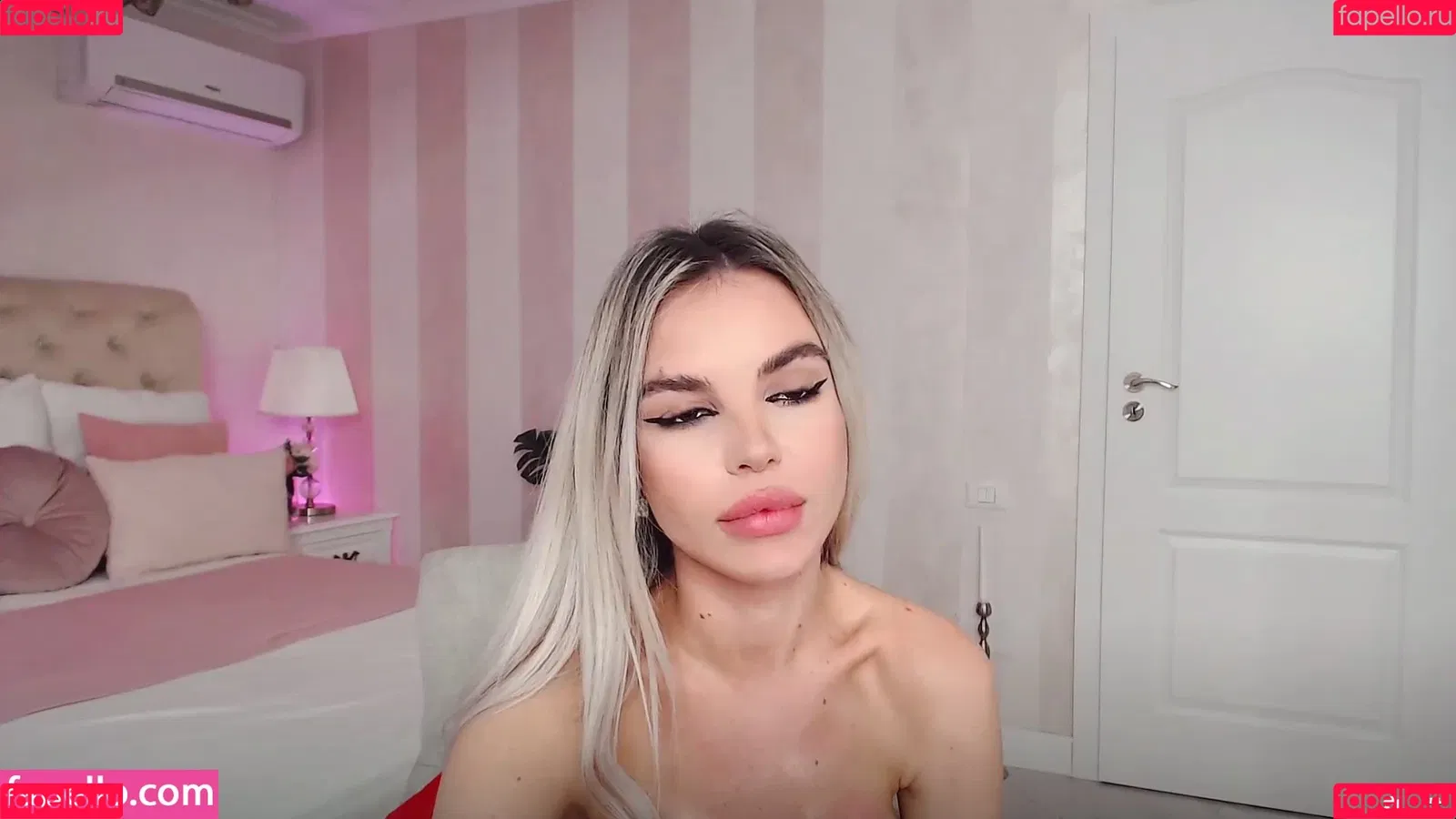 Maya_Di Onlyfans Photo Gallery 