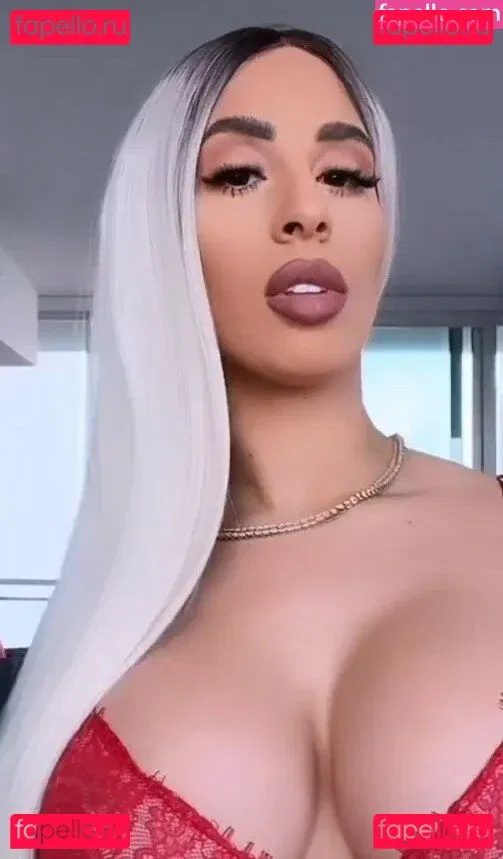 Maya_Di Onlyfans Photo Gallery 