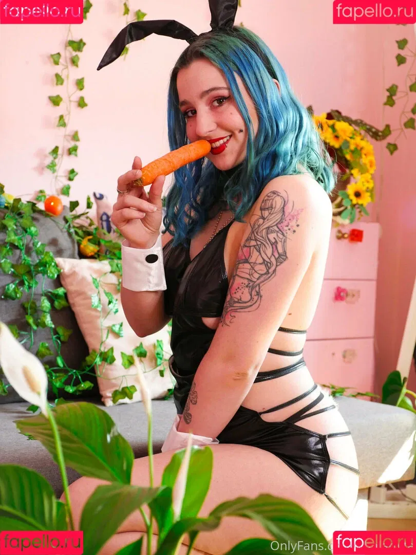 khalamite Onlyfans Photo Gallery 