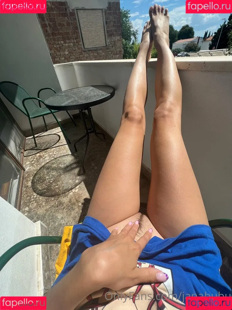 janabubu Onlyfans Photo Gallery 