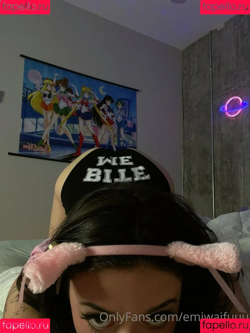 emiserinaa Onlyfans Photo Gallery 