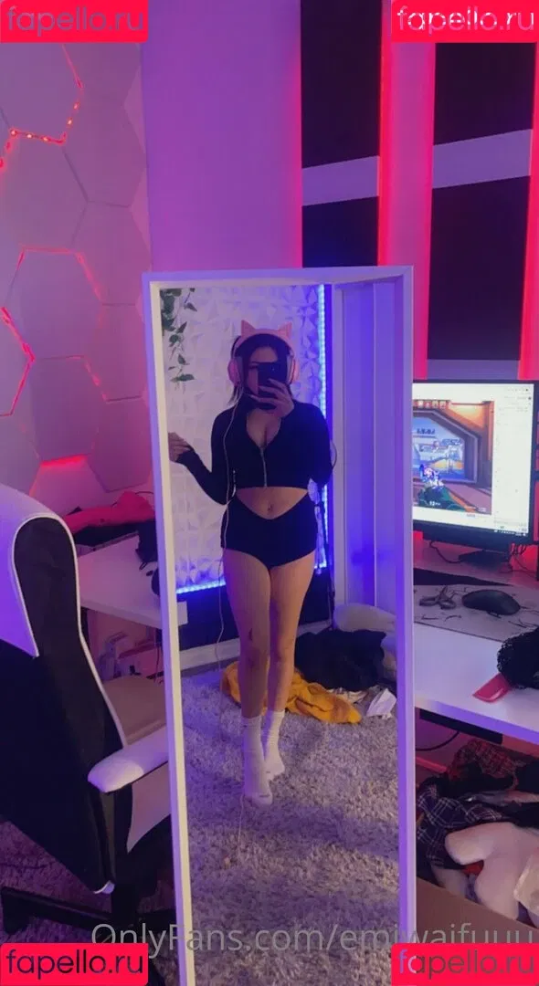 emiserinaa Onlyfans Photo Gallery 