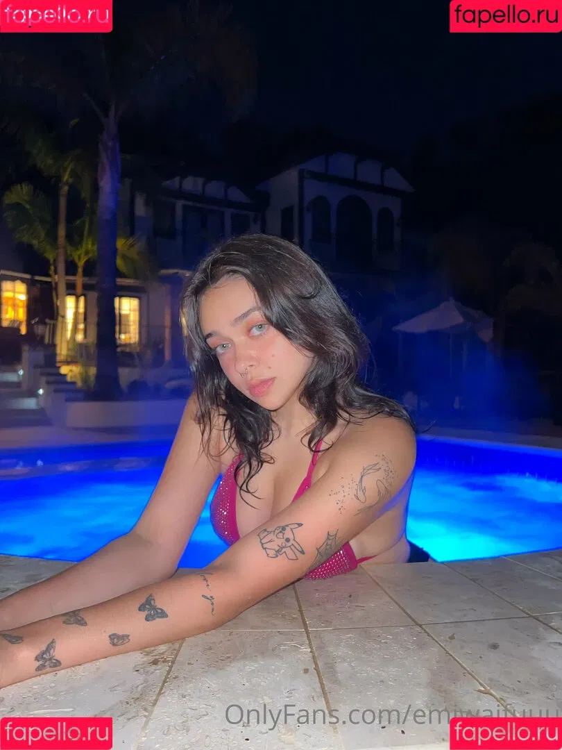 emiserinaa Onlyfans Photo Gallery 