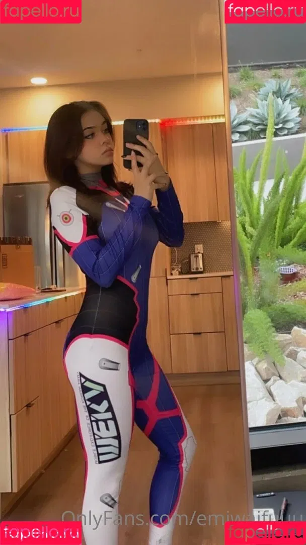 emiserinaa Onlyfans Photo Gallery 