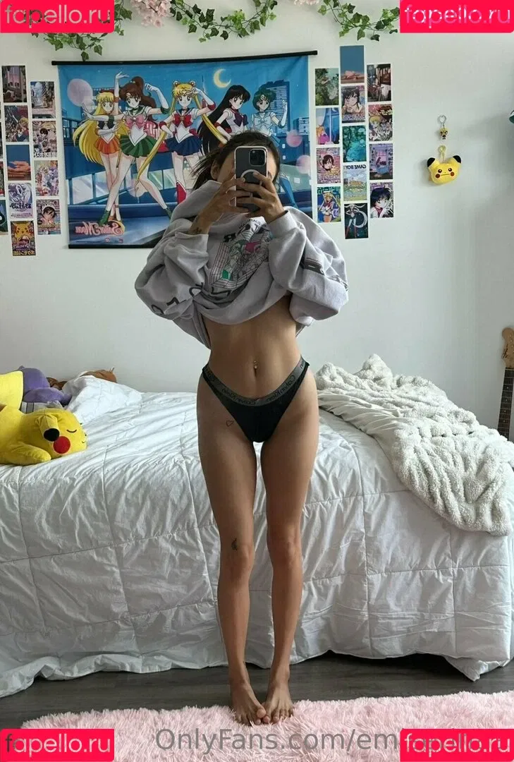 emiserinaa Onlyfans Photo Gallery 
