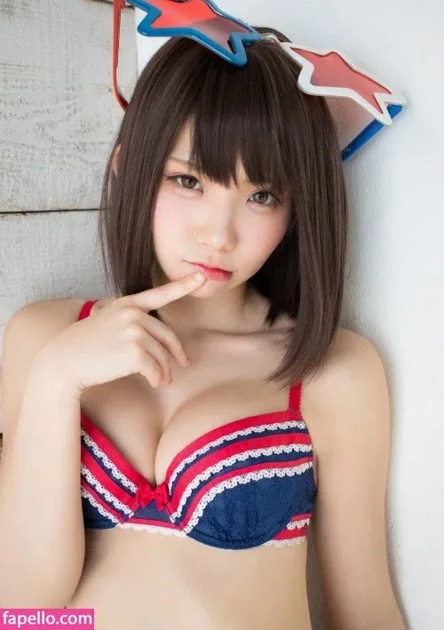 emiserinaa Onlyfans Photo Gallery 