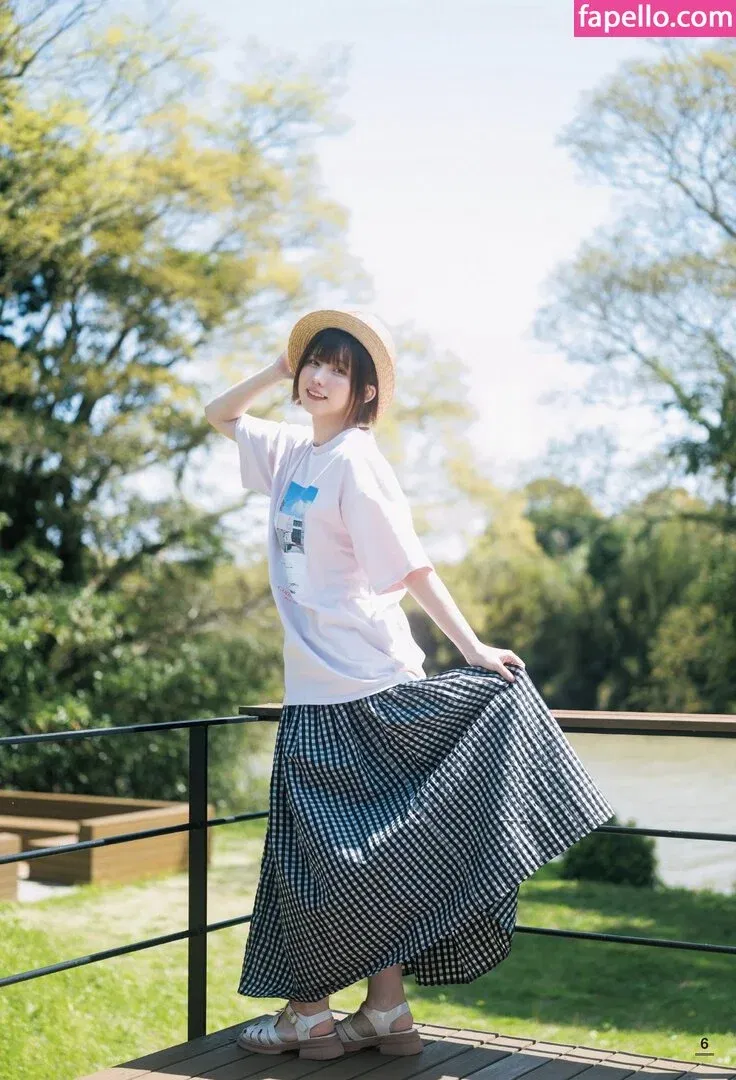 emiserinaa Onlyfans Photo Gallery 