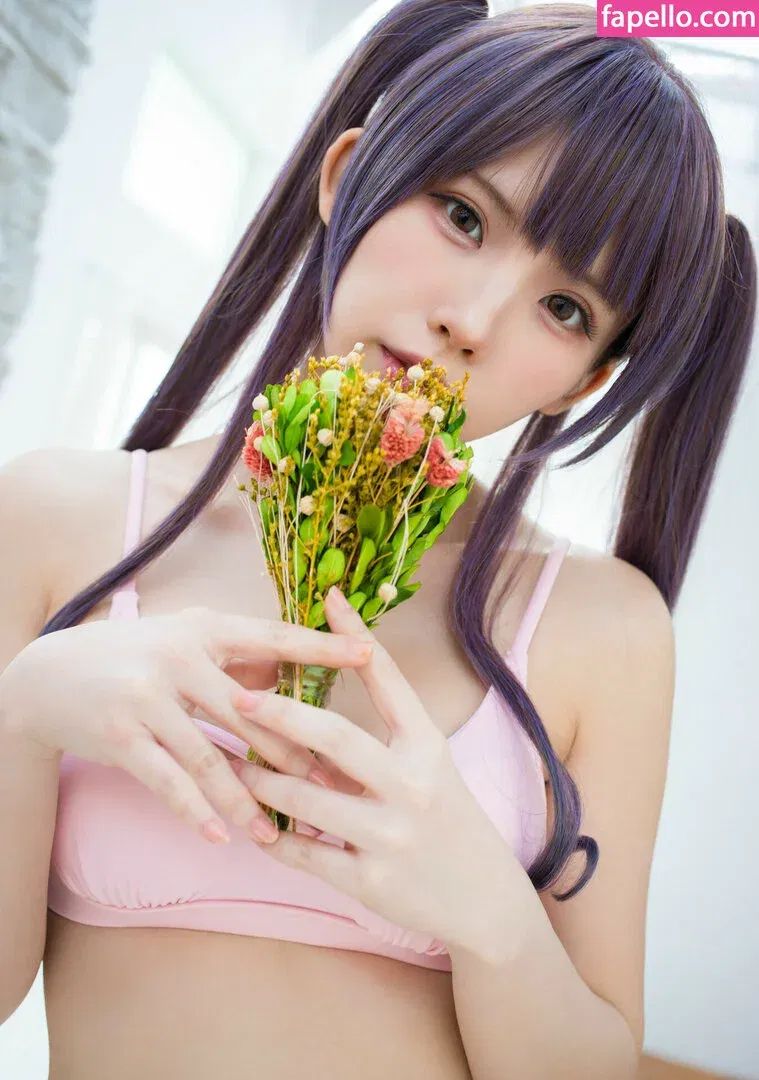 emiserinaa Onlyfans Photo Gallery 