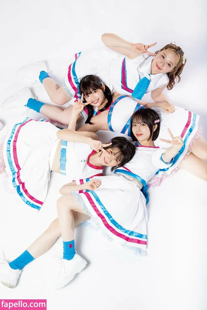 emiserinaa Onlyfans Photo Gallery 