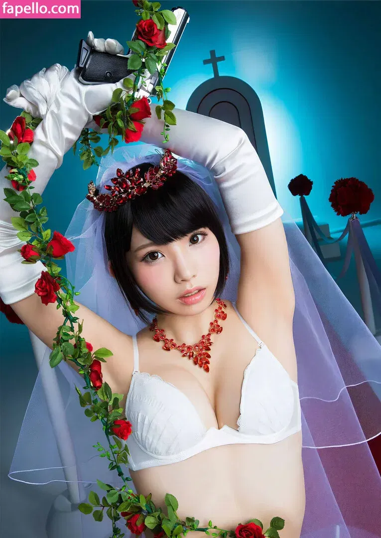 emiserinaa Onlyfans Photo Gallery 