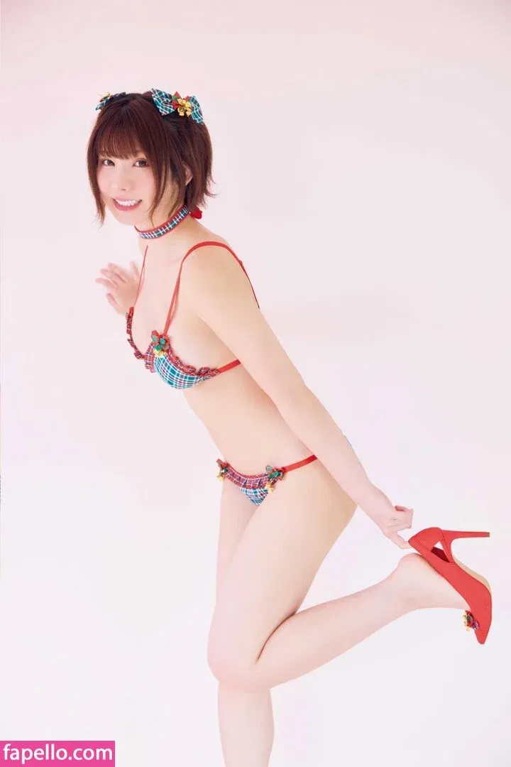 emiserinaa Onlyfans Photo Gallery 