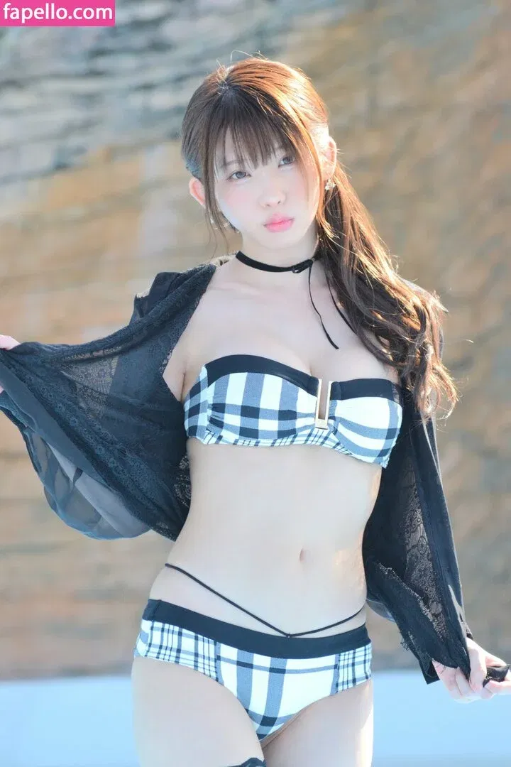 emiserinaa Onlyfans Photo Gallery 