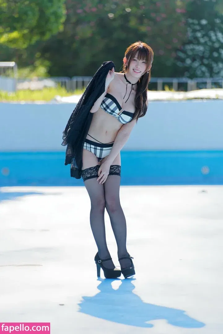 emiserinaa Onlyfans Photo Gallery 