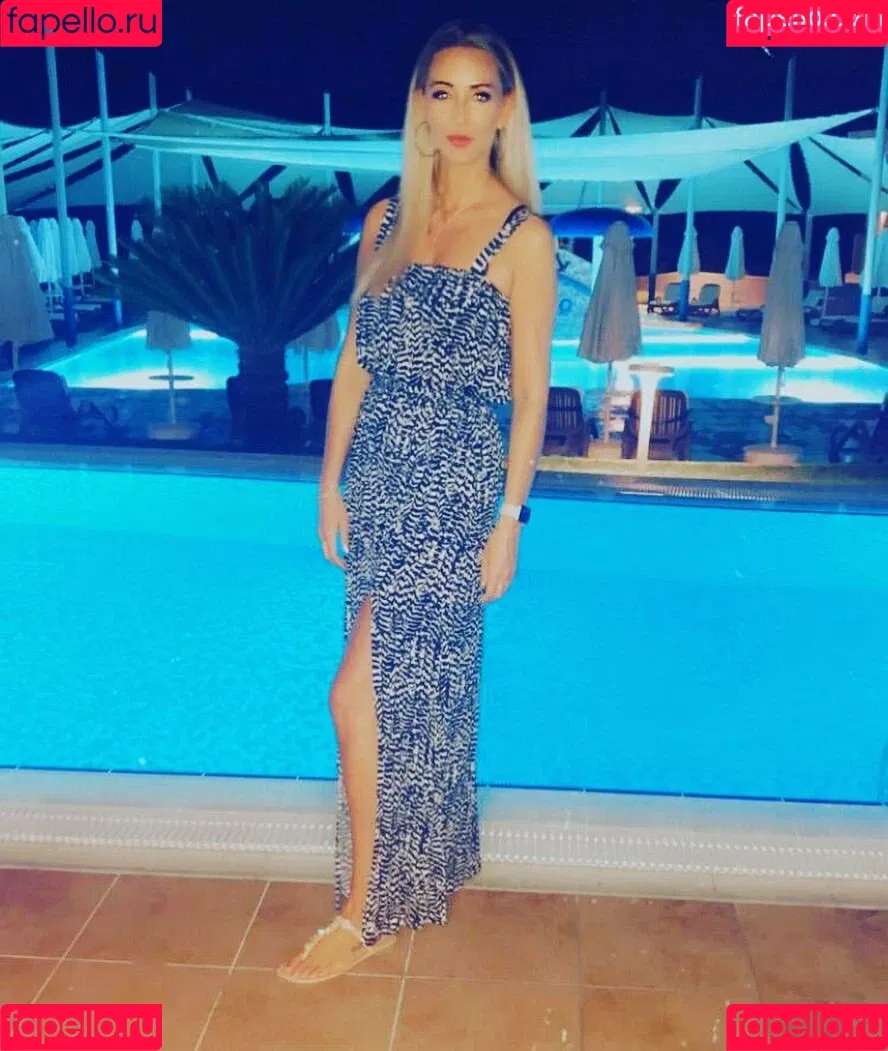 Lorna Gilly Onlyfans Photo Gallery 