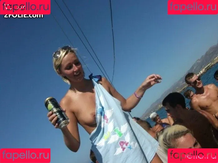 Lorna Gilly Onlyfans Photo Gallery 