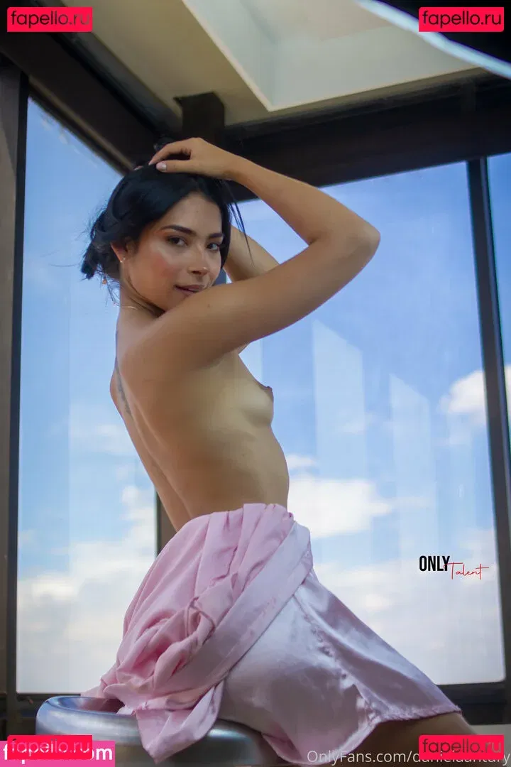 danielaantury Onlyfans Photo Gallery 