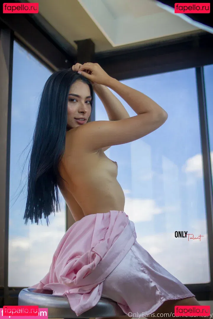 danielaantury Onlyfans Photo Gallery 