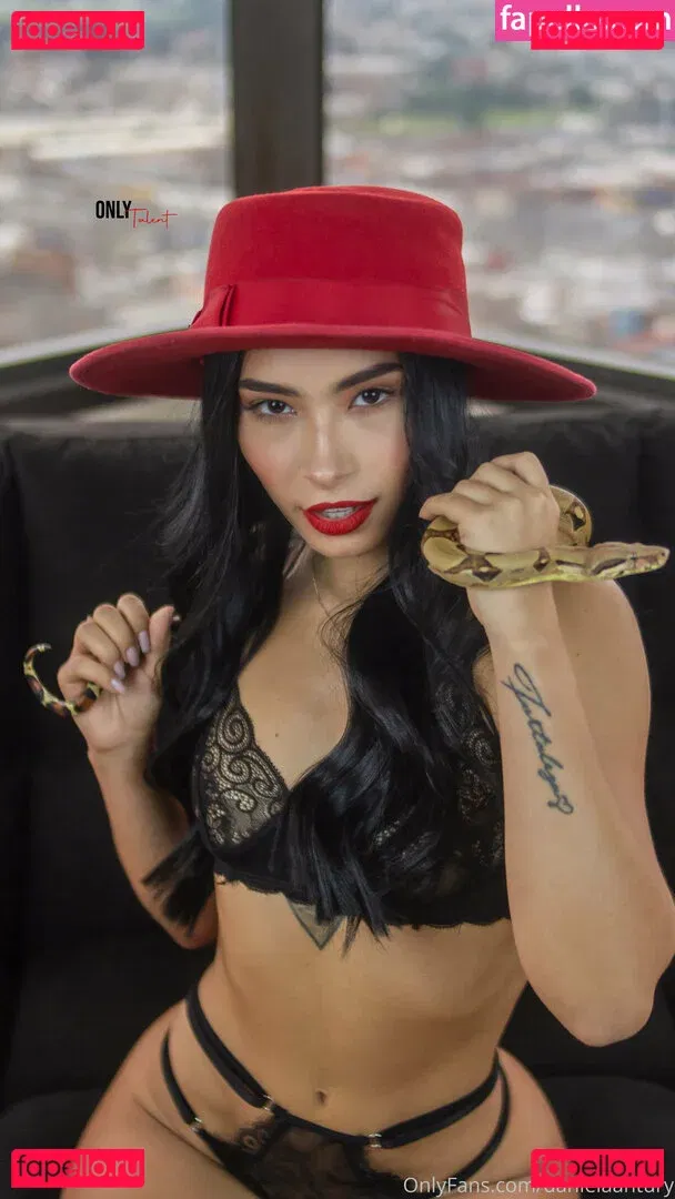 danielaantury Onlyfans Photo Gallery 