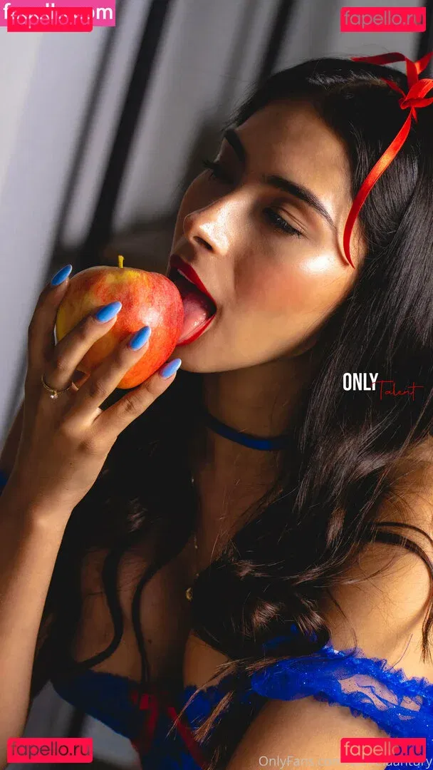 danielaantury Onlyfans Photo Gallery 