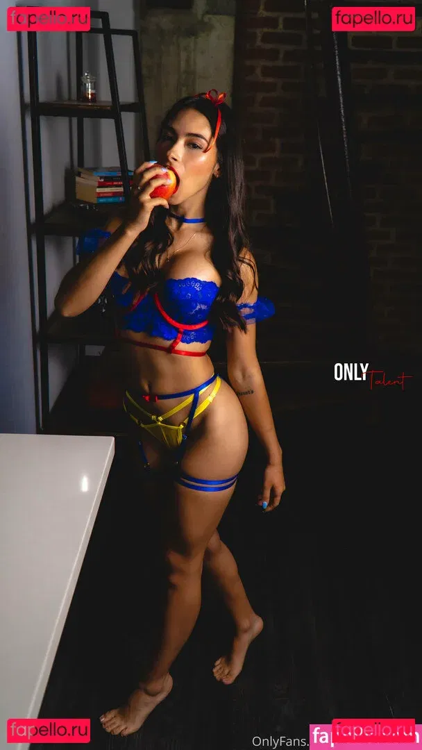 danielaantury Onlyfans Photo Gallery 