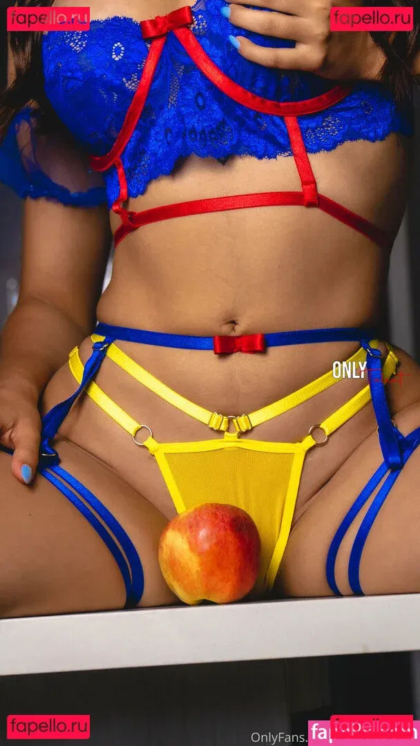 danielaantury Onlyfans Photo Gallery 