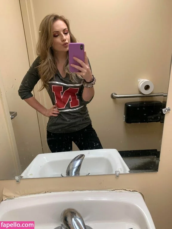 Pumasbutthole Onlyfans Photo Gallery 