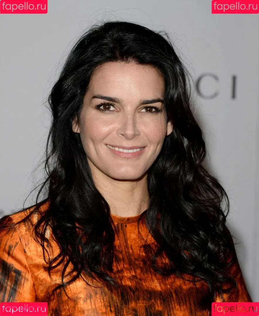Angie Harmon Onlyfans Photo Gallery 