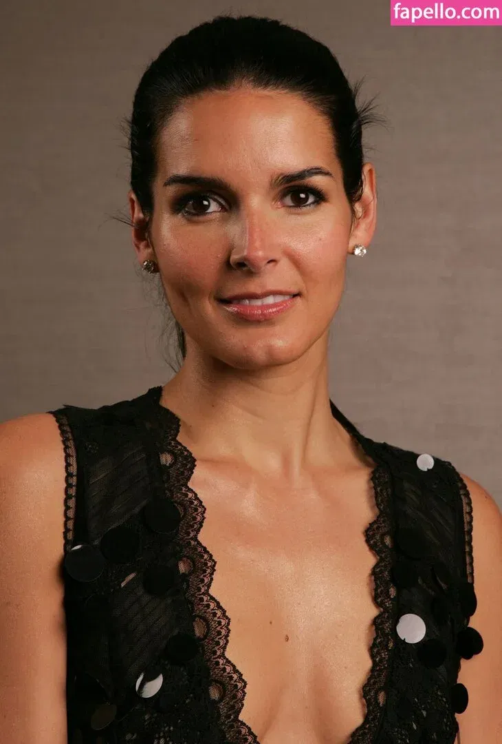 Angie Harmon Onlyfans Photo Gallery 