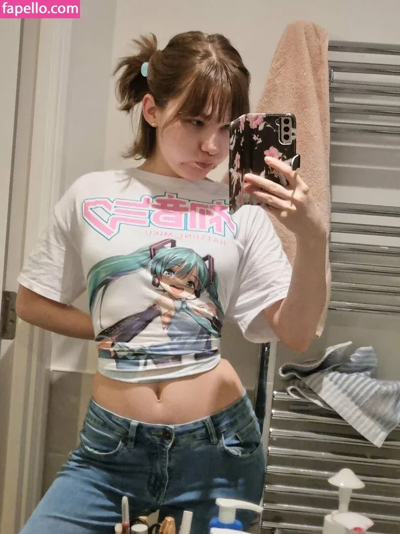 HappyLikeAwall Onlyfans Photo Gallery 