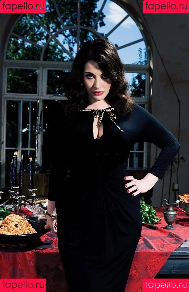 Nigella Lawson Onlyfans Photo Gallery 