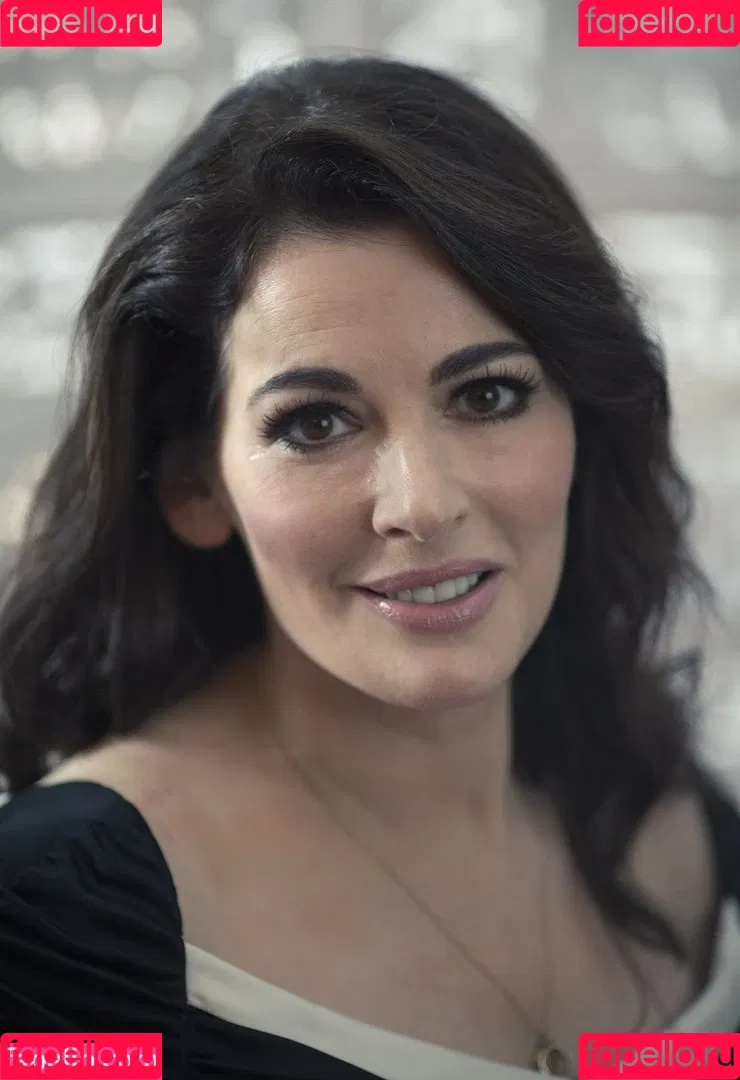 Nigella Lawson Onlyfans Photo Gallery 
