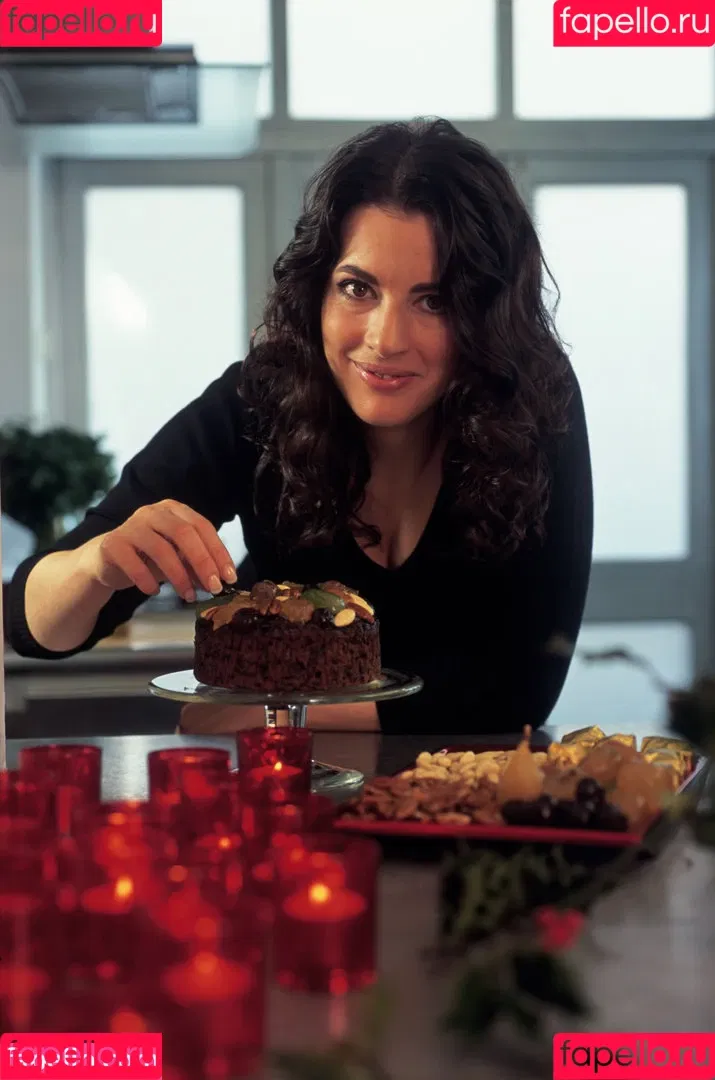 Nigella Lawson Onlyfans Photo Gallery 
