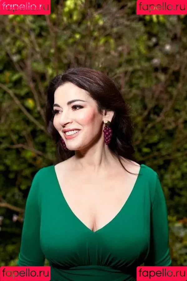 Nigella Lawson Onlyfans Photo Gallery 