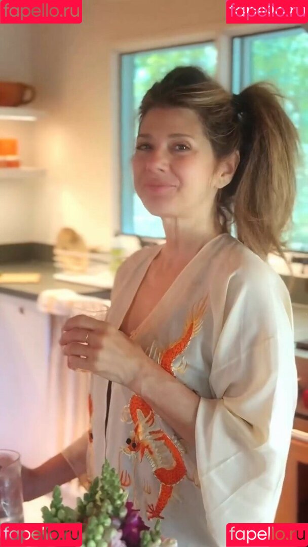Marisa Tomei Onlyfans Photo Gallery 