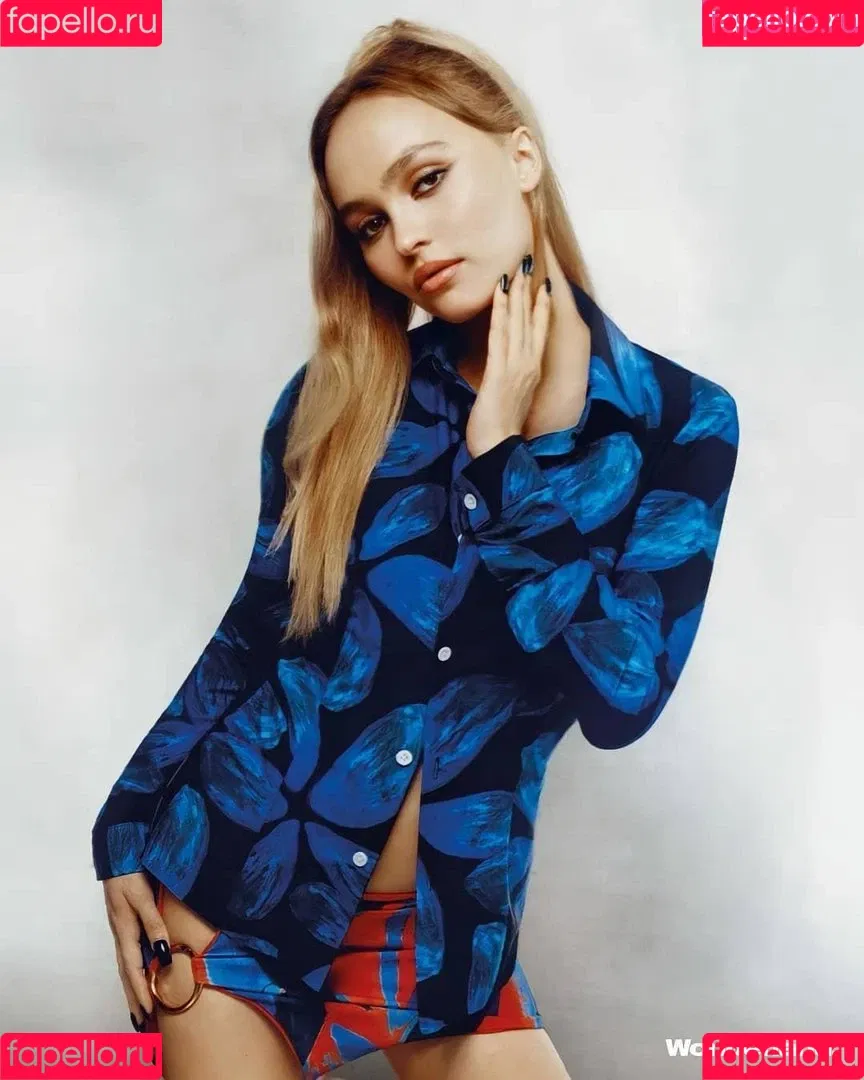 Lily-Rose Depp Onlyfans Photo Gallery 