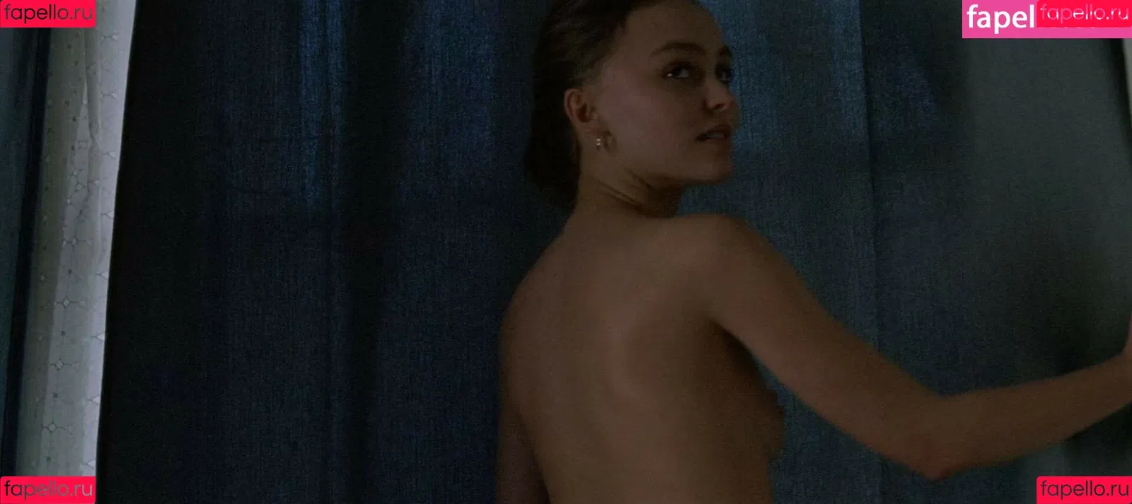 Lily-Rose Depp Onlyfans Photo Gallery 