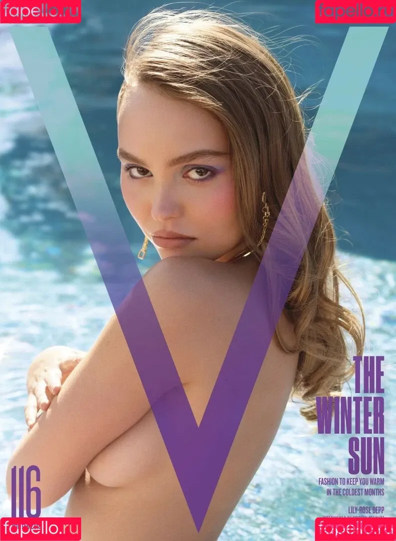 Lily-Rose Depp Onlyfans Photo Gallery 