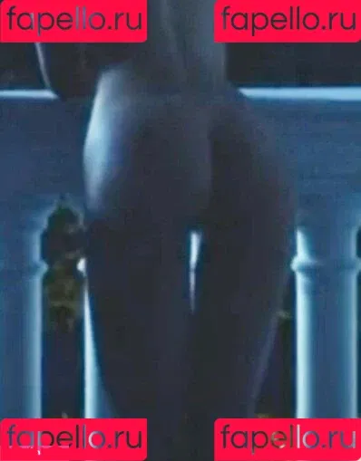 Lily-Rose Depp Onlyfans Photo Gallery 