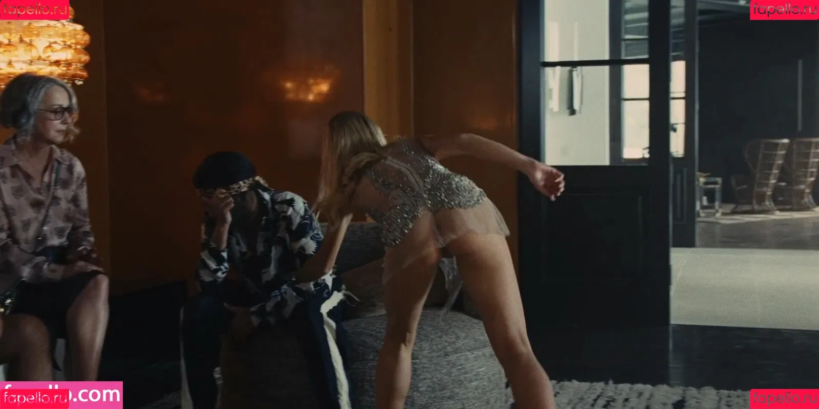 Lily-Rose Depp Onlyfans Photo Gallery 