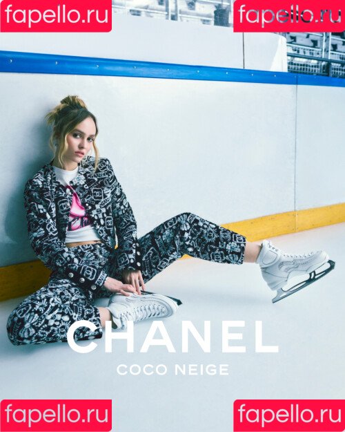 Lily-Rose Depp Onlyfans Photo Gallery 