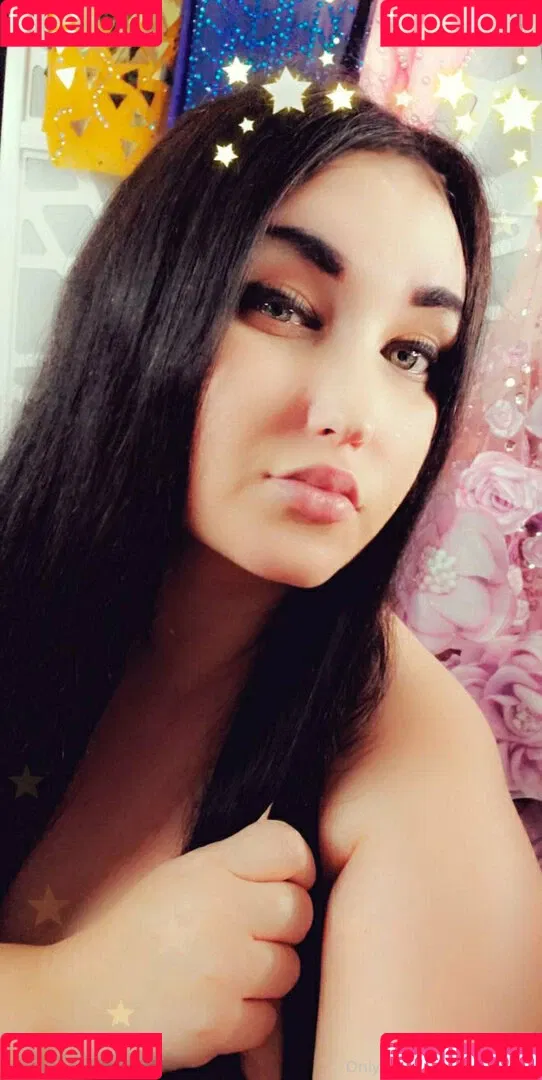 milahromanov Onlyfans Photo Gallery 