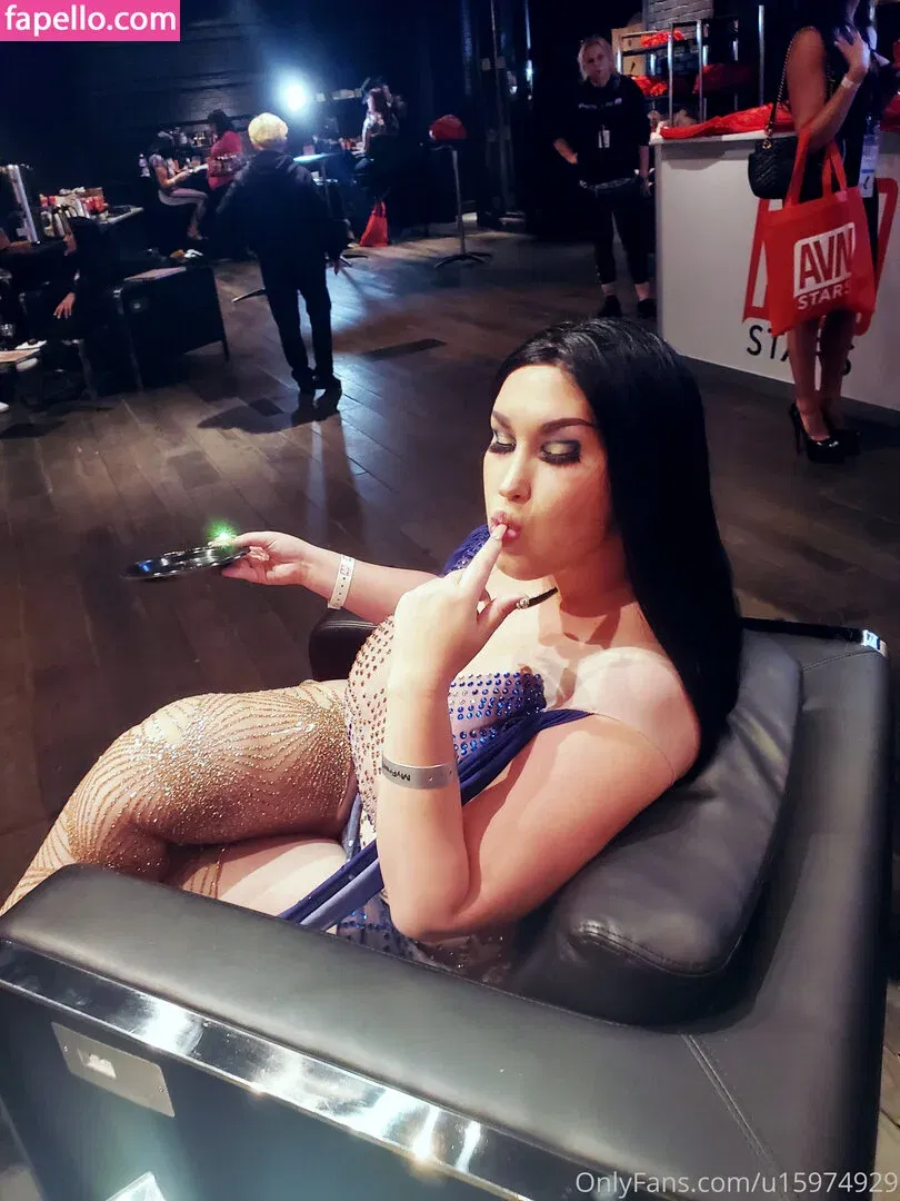 milahromanov Onlyfans Photo Gallery 