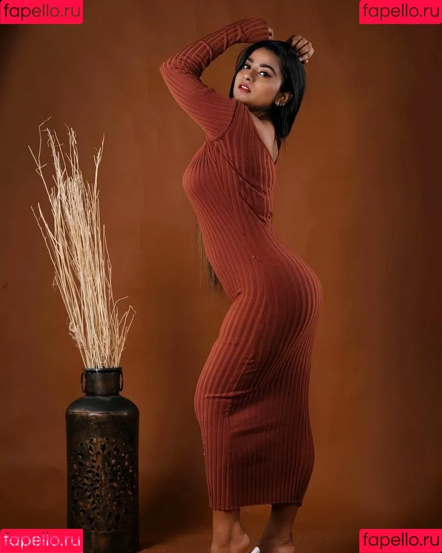 Suhana Khan Onlyfans Photo Gallery 