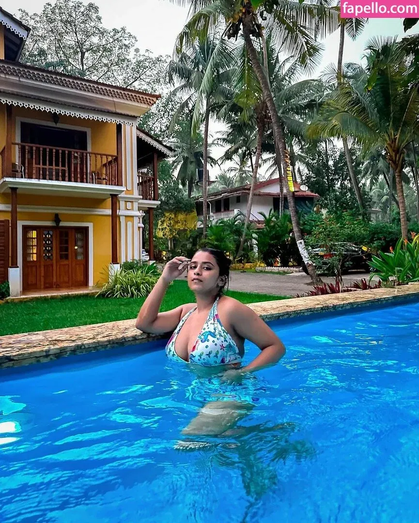 Suhana Khan Onlyfans Photo Gallery 