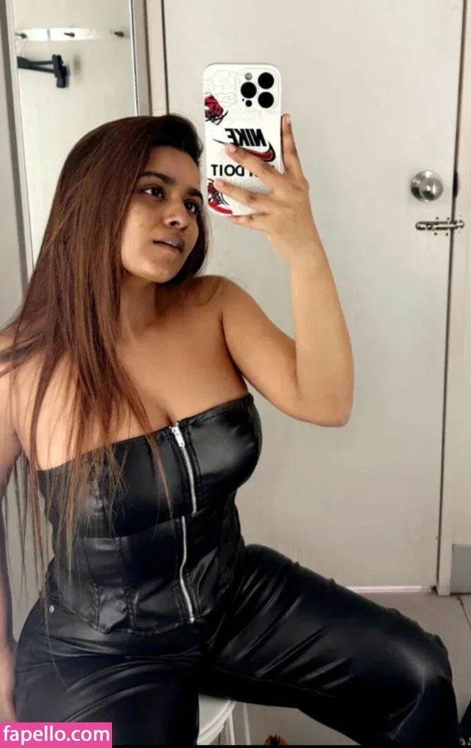 Suhana Khan Onlyfans Photo Gallery 