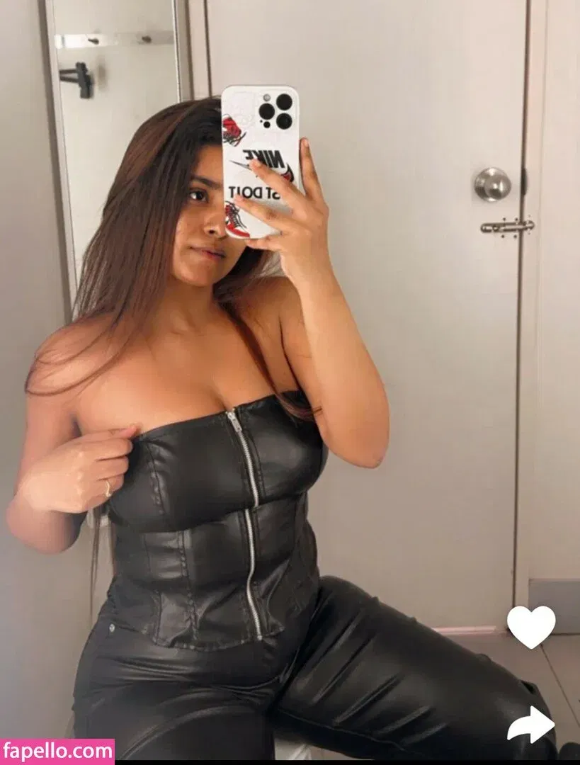 Suhana Khan Onlyfans Photo Gallery 