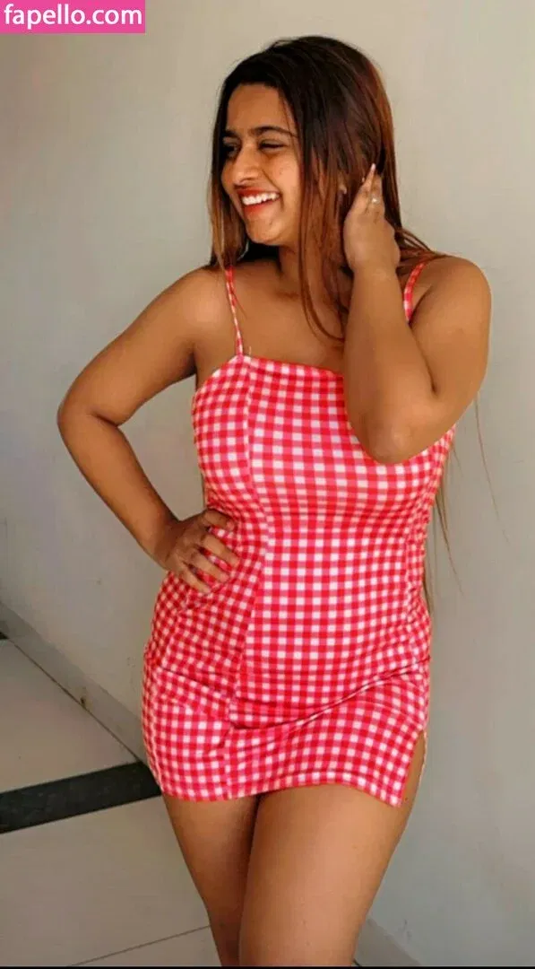 Suhana Khan Onlyfans Photo Gallery 