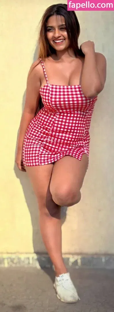 Suhana Khan Onlyfans Photo Gallery 